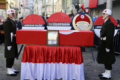 Rahatsızlanarak vefat eden askerimiz Giresun'da toprağa verildi