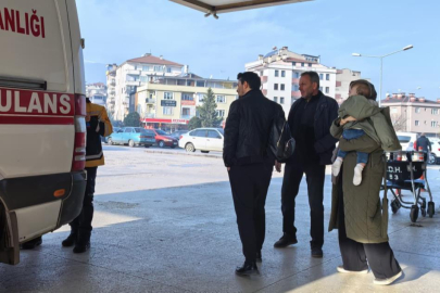 Bursa'da bebeğin akciğerine fıstık kaçtı