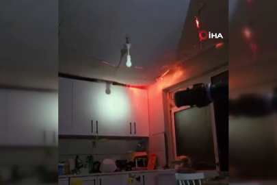 Bursa'da yangında tavan çöktü... İtfaiye ekipleri ölümden döndü