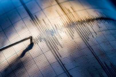 Papua Yeni Gine'de 6,5 büyüklüğünde deprem