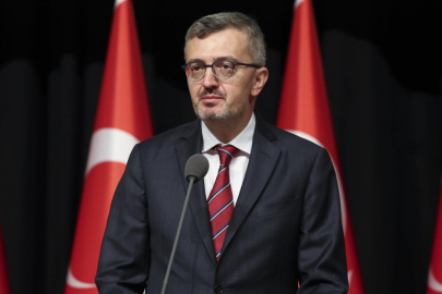 İletişim Başkanı Duran: Düşen uçakla ilgili gerekli çalışmalar titizlikle sürdürülüyor