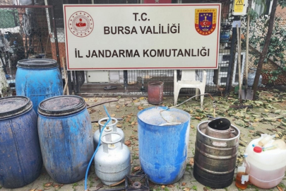 Bursa'da jandarmadan yılbaşı öncesi kaçak içkiye darbe!