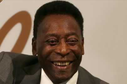 Futbolun efsane ismi Pele, vefatının üçüncü yılında anılıyor