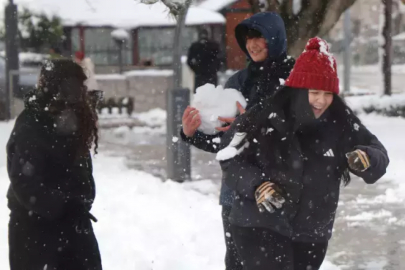 İlk kar tatili haberleri geldi! Çok sayıda ilde eğitime ara verildi