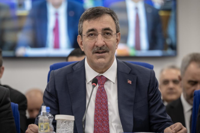 Cevdet Yılmaz: İşsizlik oranı 31 aydır tek hanede seyrediyor