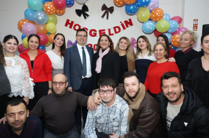 Bursa'da Bizim Ev'de yılbaşı heyecanı