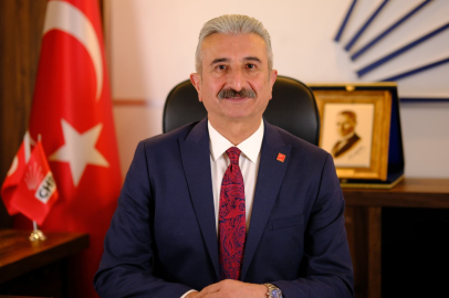 CHP Bursa İl Başkanı Nihat Yeşiltaş’tan yeni yıl mesajı: Karanlık dönemi birlikte aşacağız