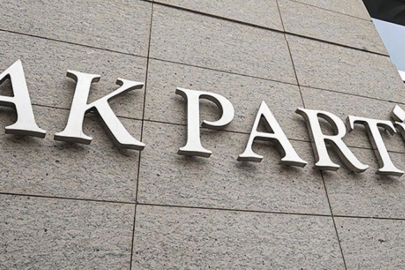 CHP'den istifa eden ikisi meclis üyesi 150 kişi AK Parti'ye katıldı