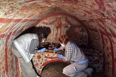 İznik’te arkeolojik heyecan: Nadir "Çoban İsa" freski ortaya çıkarıldı