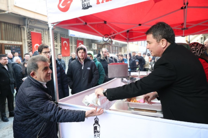 Başkan Aydın'dan kayınvalidesinin hayrına lokma ikramı