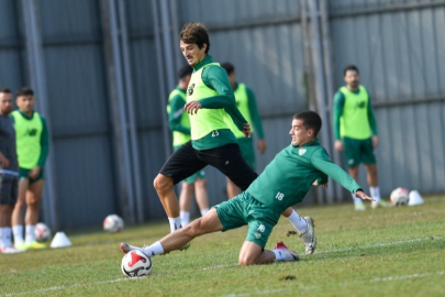 Bursaspor Antalya'da kampa giriyor!