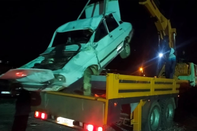 Otomobil şarampole yuvarlandı: 1 ölü