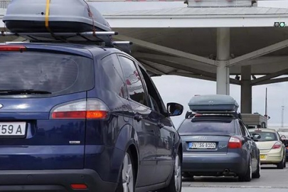 Yabancı plakalı araçlar için gümrükte 'ödeme' zorunluluğu başladı