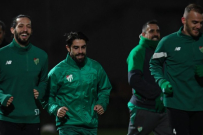 Bursaspor'un Antalya kampı başladı