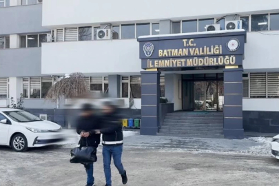 Durdurulan otobüsteki adamın midesinden çıkanlar şoke etti