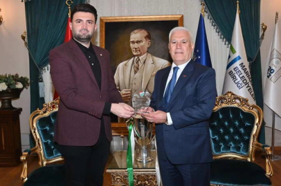 Enes Çelik'ten Bozbey'e destek mesajı