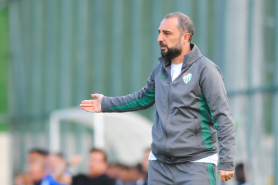 Bursaspor’un eski teknik direktörü Adem Çağlayan’a “bahis” şoku!