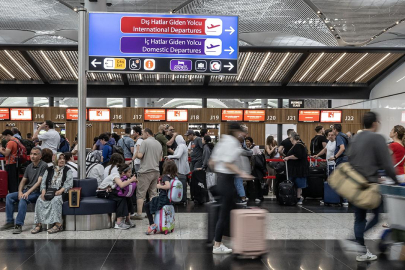 Hava yoluyla seyahat eden yolcu sayısında Cumhuriyet tarihi rekoru kırıldı