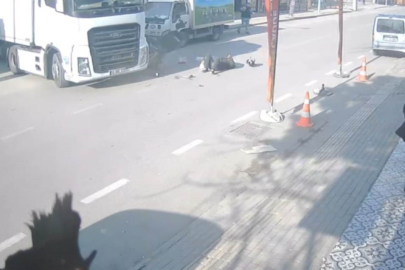 Bursa'da tır, motokuryeye çarptı!