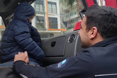 Küçük yaştaki çocuğu evde tek başına bıraktı, komşuların ihbarı ekipleri alarma geçirdi