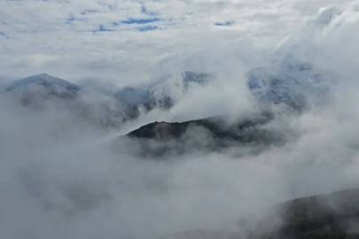 Uludağ’a çıkış zorlaştı: Şiddetli lodos teleferiği vurdu
