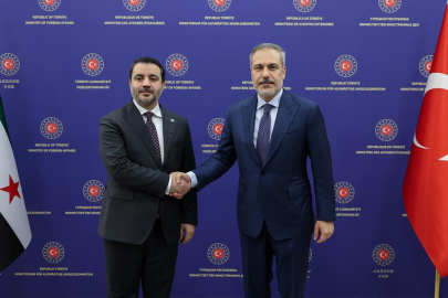 Hakan Fidan Suriye Dışişleri Bakanı Şeybani ile görüştü