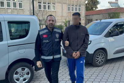 Kavgayı ayıran akrabasını tüfekle vurdu