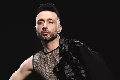 Şarkıcı Mabel Matiz "müstehcenlik" suçundan hakim karşısında