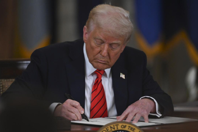 Trump: Petrol şirketleri Venezuela'da en az 100 milyar dolar harcayacaklar