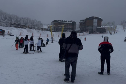 Uludağ'da kar kalınlığı 60 santimetreyi geçti