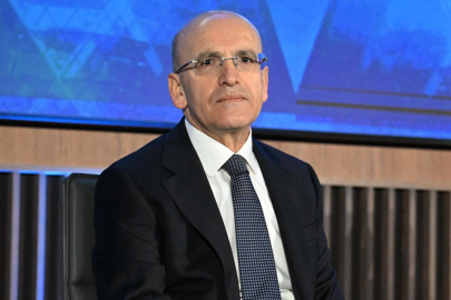 Bakan Şimşek İngiltere ve ABD'de yatırımcılarla görüşecek