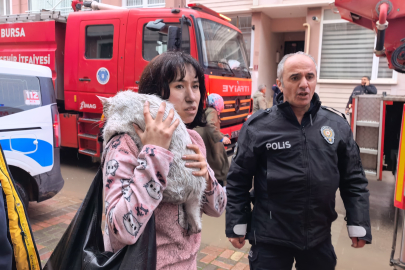 Bursa'da yangında can pazarı...Çocuklar tahliye edildi