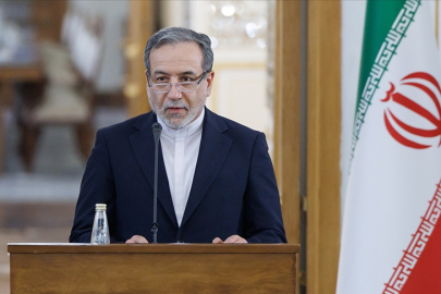 İran Dışişleri Bakanı Erakçi: Savaşa da müzakereye de hazırız