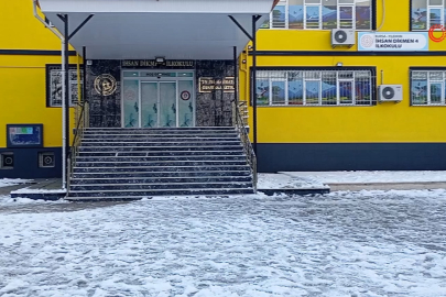 Bursa’da kar tatili gibi devamsızlık! Öğrenciler okula gitmedi