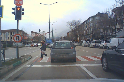 Bursa'da kırmızı ışık ihlali kaza getiriyordu