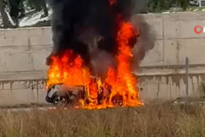 Bursa'da otomobil alev topuna döndü