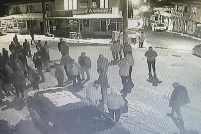 17 yaşındaki çocuk, husumetlisini silahla vurdu