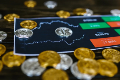 Uzman isim ''Enkaz göreceğiz' dedi: 2026'da bu yatırımlar kaybettirecek!