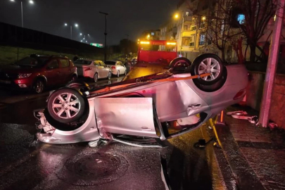 Çekmeköy'de kontrolden çıkan otomobil takla attı: 3 yaralı