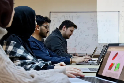 Bursa'daki bilim insanlarından "Geleceğin Deneyi"ne parçacık katkısı