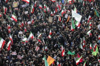 İran'daki protestolarda 3 bin 919 ölü, 24 bin 669 gözaltı