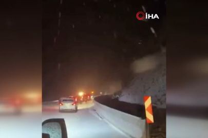 Oylat Kaplıcaları'nda 20 araç yolda mahsur kaldı