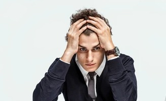 1. SÜREKLİ KENDİNİ BAŞKALARIYLA KIYASLAMAK