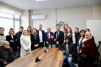 Gemlik’te gönüllere dokunan proje: İşitme cihazı ücretsiz dağıtıldı