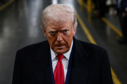 Trump, suikast girişimine uğraması halinde İran'ın "haritadan silinmesi" emrini verdiğini söyledi