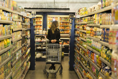 Tüketici güven endeksi ocakta aylık bazda arttı