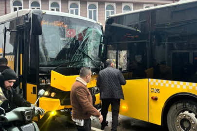 2 İETT otobüsünün çarpıştığı kazada 7 kişi yaralandı