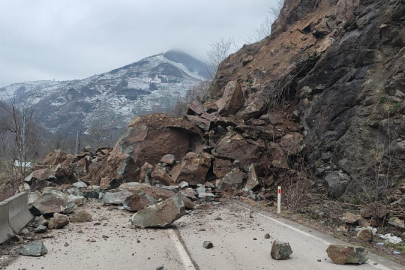 Ani kar erimeleri Karadeniz'de taşkın ve heyelanları tetikliyor