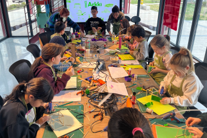 Nilüferli çocuklar hem eğleniyorlar, hem öğreniyorlar