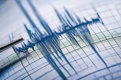 Balıkesir'de 10 saniye arayla peş peşe deprem: Bursa'dan yine hissedildi